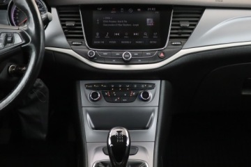 Opel Astra K Hatchback 5d 1.4 Turbo 125KM 2018 Opel Astra 1.4 T, Serwis ASO, Navi, Klima, zdjęcie 11