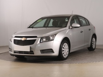 Chevrolet Cruze Hatchback 5d 1.6 16V DOHC 124KM 2012 Chevrolet Cruze 1.6 i 16V, Salon Polska, GAZ, zdjęcie 1