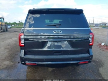 Ford Expedition III 2022 Ford Expedition Limited 2022 3.5 Benzyna 400KM, zdjęcie 4