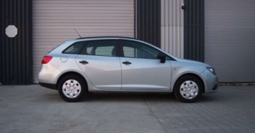 Seat Ibiza IV SportTourer Facelifting 1.2 70KM 2013 Seat Ibiza 2013 Benzyna NAVIgacja KLIMAtyzacja Kombi 1.2 Benzyna 70KM, zdjęcie 20