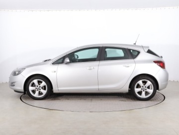 Opel Astra J Hatchback 5d 1.6 Twinport ECOTEC 115KM 2010 Opel Astra 1.6 16V, Salon Polska, Klima, zdjęcie 2