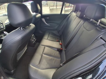 BMW Seria 1 F20-F21 Hatchback 5d Facelifting 2015 120d 190KM 2017 BMW 120 2.0d 190KM X-Drive M-Pakiet Automat FULL LED Skóra Kamera Alu 18", zdjęcie 11