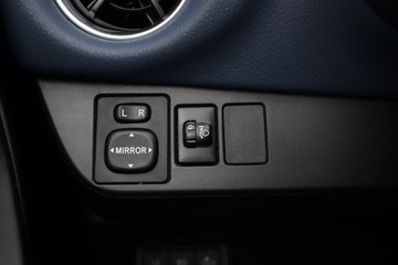 Toyota Yaris III Hatchback 5d Facelifting 2017 1.5 Dual VVT-iE 111KM 2019 Toyota Yaris 1.5 Dual VVT-i, Salon Polska, Klima, zdjęcie 19