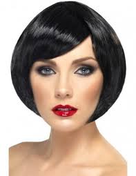 Smiffys Babe Wig PERUKA CZARNE WŁOSY KRÓTKIE Z GRZYWKĄ BOB RETRO