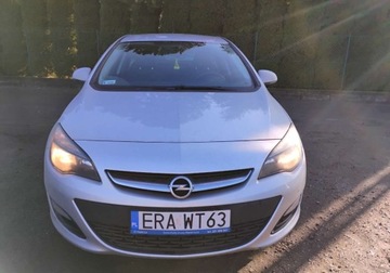 Opel Astra J Sedan 1.6 CDTI ecoFLEX 110KM 2015 Opel Astra 2015. SALON POLSKA. 1.6 CDTI. Uszkodzony tyl i lekko lewy bok., zdjęcie 16