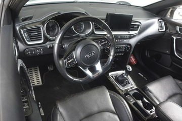 Kia Proceed Shooting Brake 1.6 CRDi SCR 136KM 2019 Kia Pro Cee&#039;d 1.6CRDI GTLine hak doinwestowany LED, zdjęcie 10