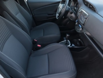 Toyota Yaris III Hatchback 5d Facelifting 2017 1.5 Hybrid 100KM 2018 Toyota Yaris 1.5 Hybrid, Salon Polska, Serwis ASO, zdjęcie 8