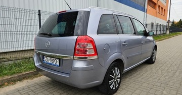Opel Zafira B 1.8 ECOTEC 140KM 2009 Opel Zafira 1.8 Benzyna 140ps. Ksenon Benzyna 7-0sob 1.8 Benzyna 140KM, zdjęcie 14