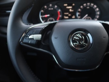 Skoda Octavia III Liftback Facelifting 1.5 TSI ACT 150KM 2020 Skoda Octavia 1.5 TSI, Salon Polska, zdjęcie 15