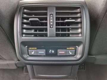 Volkswagen Arteon Fastback Facelifting 2.0 TSI 190KM 2021 Volkswagen Arteon Salon Pl Bogata wersja Virtual Grzana tylna kanapa 2.0, zdjęcie 27