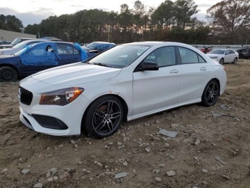 Mercedes CLA C117 2018 Mercedes-Benz CLA 2018 MERCEDES-BENZ CLA 250 4MATIC 2.0 Benzyna 221KM, zdjęcie 1