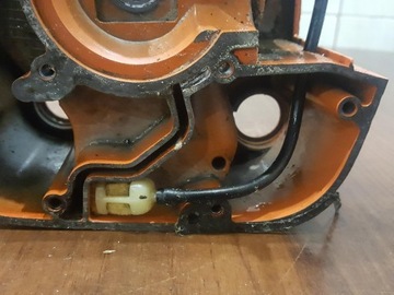 STIHL 015 КАРТРИДЖ КОРПУС ДВИГАТЕЛЯ ПОЛУБЛОК