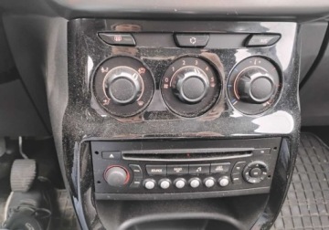 Citroen C3 II 2014 Citroen C3 2014r, 1.4 HDI. Lekko przetarty prawy bok. Jezdzi. 1.4 Diesel, zdjęcie 13