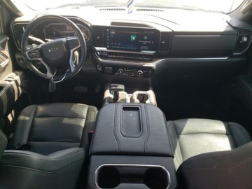 Chevrolet Silverado II 2022 Chevrolet Silverado K1500 LT TRAIL BOSS 2022, od ubezpieczalni 5.3 Benzyna, zdjęcie 6