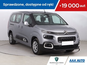 Citroen Berlingo III Osobowy M 1.2 PureTech 131KM 2021 Citroen Berlingo 1.2 PureTech, Salon Polska