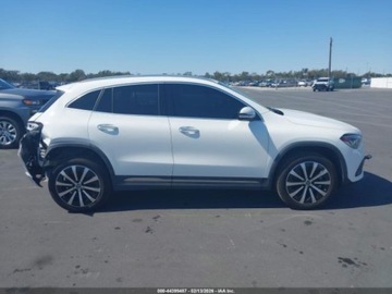 Mercedes GLA II 2021 Mercedes-Benz GLA 2021 MERCEDES-BENZ GLA 250 2.0 Benzyna 221KM, zdjęcie 12