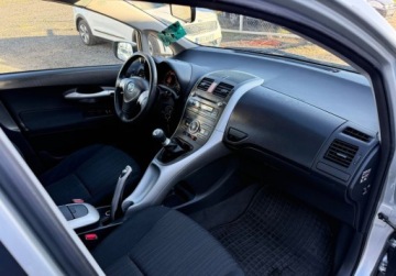 Toyota Auris I Hatchback 1.4 i 16V VVT-i 97KM 2007 Toyota Auris 1.4 Benzyna 97KM, zdjęcie 24