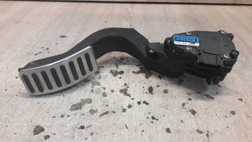 8D1723523F potencjoner gazu VW Audi 2.5 TDI