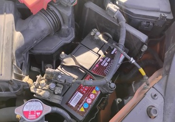 Honda Civic VIII 2008 Honda Civic 2008r, 1.4 Benzyna. Uszkodzony lewy tyl. Jezdzi 1.4 Benzyna, zdjęcie 22