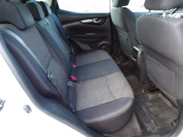 Nissan Qashqai II Crossover 1.6 dCi 130KM 2014 Nissan Qashqai Klimatronic /4x4/Navi /Led / 1,6, zdjęcie 32