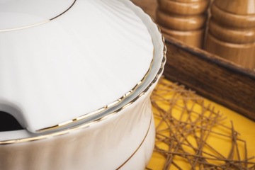 Ходзеж Ивона Ваза 2,5 л B014 Злота Линия