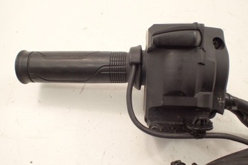 Honda CRF 1100 Africa Twin DCT 19- Przełącznik prawy manetka