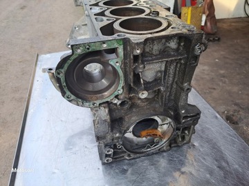 BLOK SILNIKA VOLVO D5204T6 09487202