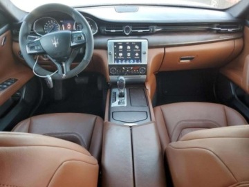 Maserati Quattroporte II 2016 Maserati Quattroporte 2016 MASERATI QUATTROPORTE S silnik 3.0 L 3.0 Benzyna, zdjęcie 8