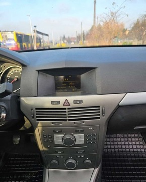 Opel Astra H Cabrio 1.9 CDTI 150KM 2007 Opel Astra Opel Astra 1.9 CDTI Sport 1.9 Diesel 150KM, zdjęcie 15