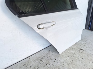 BMW 3 F30 12-16 DVEŘE PRAVÝ ZADNÍ A300