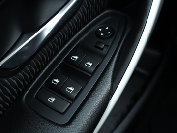 BMW Seria 3 F30-F31-F34 Limuzyna 2.0 318d 143KM 2013 BMW 3 318 d, Navi, Xenon, Bi-Xenon, Klima, zdjęcie 16