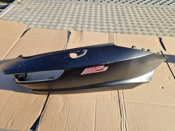 Piaggio MP3 350 zadupek bok prawy lift owiewka