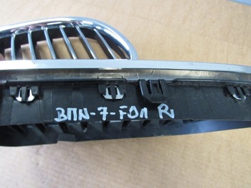 BMW 7 F01 F02 MŘÍŽKA PRAVÁ