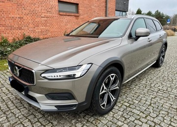 Volvo V90 II 2021 Volvo V90 Cross Country D5 SCR AWD Pro