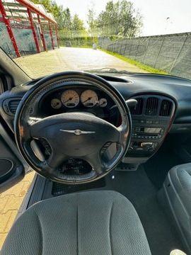 Chrysler Voyager V Grand Voyager 2.8 CRD 150KM 2007 Chrysler Voyager 2.8 CRDi 150KM 2007r 7 osobowy, zdjęcie 6