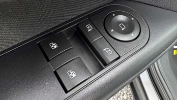 Opel Zafira B 1.8 ECOTEC 140KM 2011 Opel Zafira Bezwypadkowa, Serwisowana GWARANCJA 1.8 Benzyna 140KM, zdjęcie 36