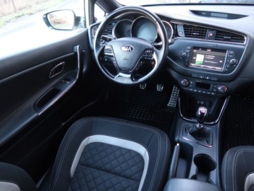 Kia Ceed II Hatchback 5d Facelifting 1.6 CRDi 136KM 2016 Kia Ceed 1.6 CRDi, Navi, Klima, Klimatronic, zdjęcie 6