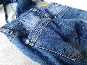 SPODNIE OGRODNICZKI DAMSKIE JEANSOWE MOM FIT JEANS