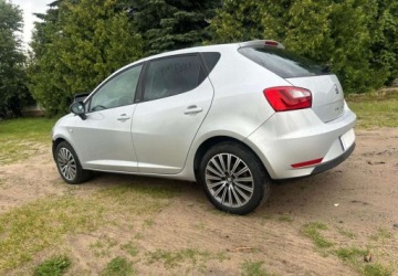 Seat Ibiza IV Hatchback 5d Facelifting 1.2 TSI 90KM 2017 Seat Ibiza Seat Ibiza 1.2 TSI CONNECT 1.2 Benzyna 90KM, zdjęcie 2