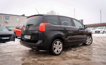 Peugeot 5008 I Minivan Facelifting 2.0 HDi 150KM 2015 Peugeot 5008 Peugeot 5008 I 2.0 BlueHDi 150KM 7-osobowy 2.0 Diesel 150KM, zdjęcie 5