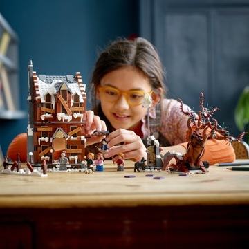 LEGO Гарри Поттер Визжащая хижина и ива