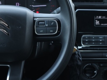 Citroen C3 III Hatchback Facelifting 1.2 PureTech 83KM 2020 Citroen C3 1.2 PureTech, Salon Polska, Klima, zdjęcie 18