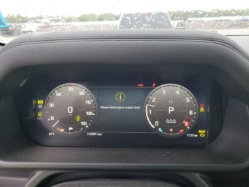 Land Rover Defender IV (L663) 2025 Land Rover Defender 110 X-Dynamic SE 2025 3.0l 3.0 Benzyna 395KM, zdjęcie 9