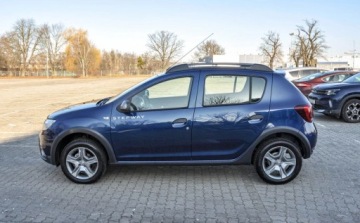 Dacia Sandero II Hatchback 5d Facelifting 0.9 TCe 90KM 2018 Dacia Sandero Stepway Lift 2018 r. Bezwypadkowy 54 tys. km Benzyna 90KM, zdjęcie 1