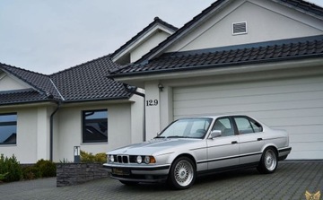 BMW Seria 5 E34 Sedan 525 i 24V 192KM 1991 BMW Seria 5 525i, zdjęcie 2