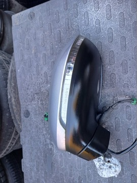 PASSAT B8 ZRCÁTKO LEVÉ 9 PIN LA7W
