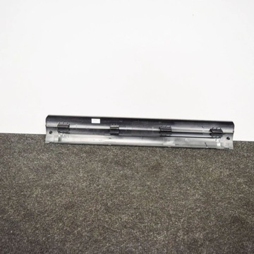 BMW 4 F32 F33 2017 JINÉ DÍLY INTERIÉR VOZIDLA