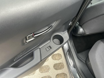 Toyota C-HR II SUV 1.8 Hybrid 140KM 2024 Toyota C-HR 1.8 Hybrid Style Toyota C-HR Ng Hybrid, zdjęcie 21