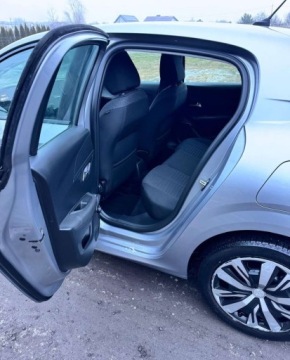 Peugeot 208 II Hatchback 1.5 BlueHDI 102KM 2020 Peugeot 208 Peugeot 208 BlueHDi 100 Allure 1.5 Diesel 102KM, zdjęcie 18