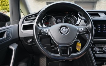 Volkswagen Touran III 1.6 TDI 115KM 2018 Volkswagen Touran 1,6 TDI 115 KM DSG FULL LED HIGH-LINE Alcantara Nawigacja, zdjęcie 32